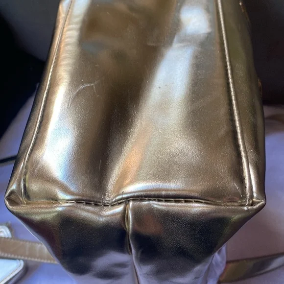 Disney park exclusive princess tote - Picture 7 of 10